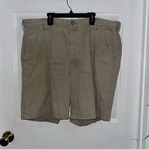 Men's Tan Nautica Shorts 42